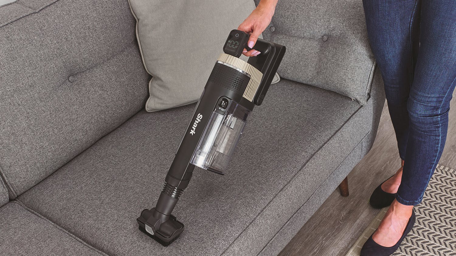Shark Stratos Pet Pro Handstick Vacuum Cleaner - Brass (with Clean Sense IQ)