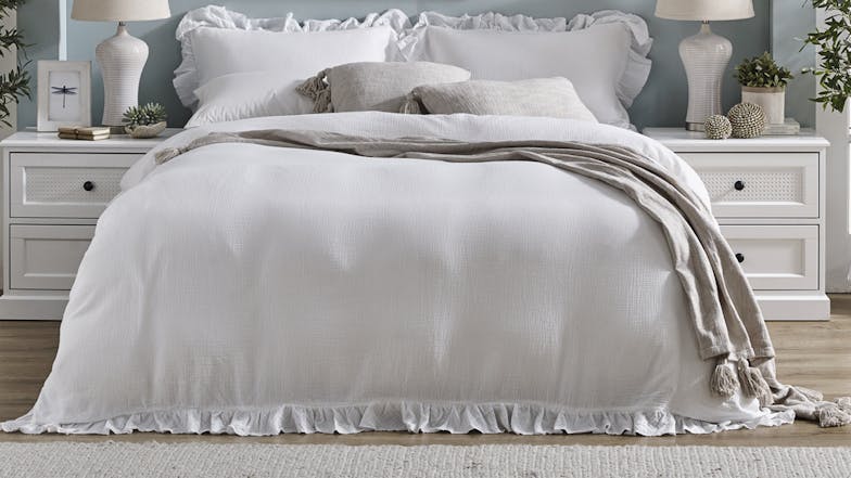 Elaine Queen Duvet Cover Set by Seneca