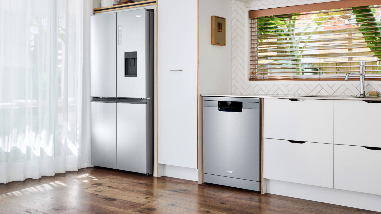 Haier 15 Place Setting Freestanding Dishwasher - Satina (HDW15F2S1)