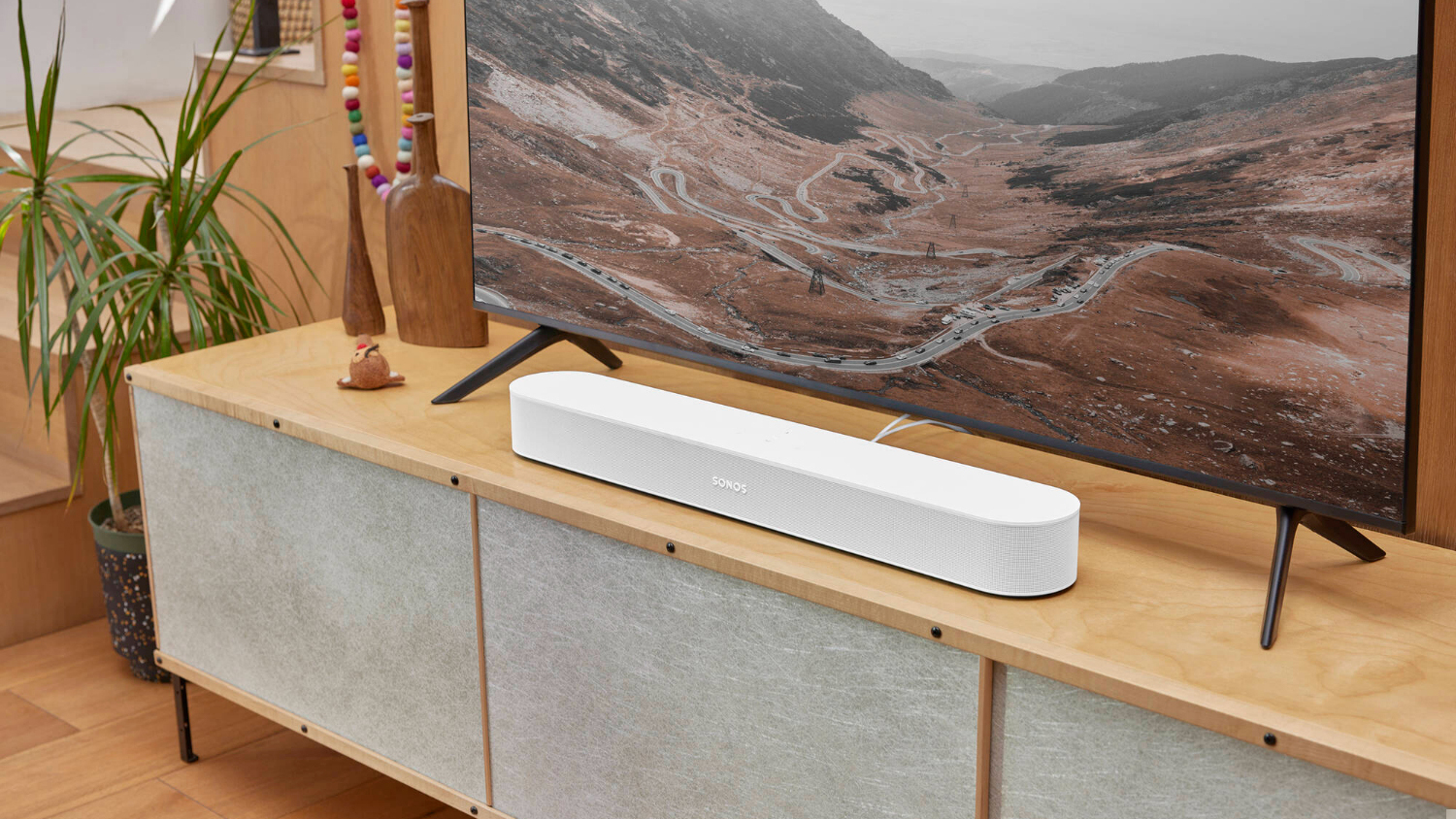 Sonos 5.0 Channel Soundbar - Wireless - Beam (Gen 2) - White (BEAM2AU1)