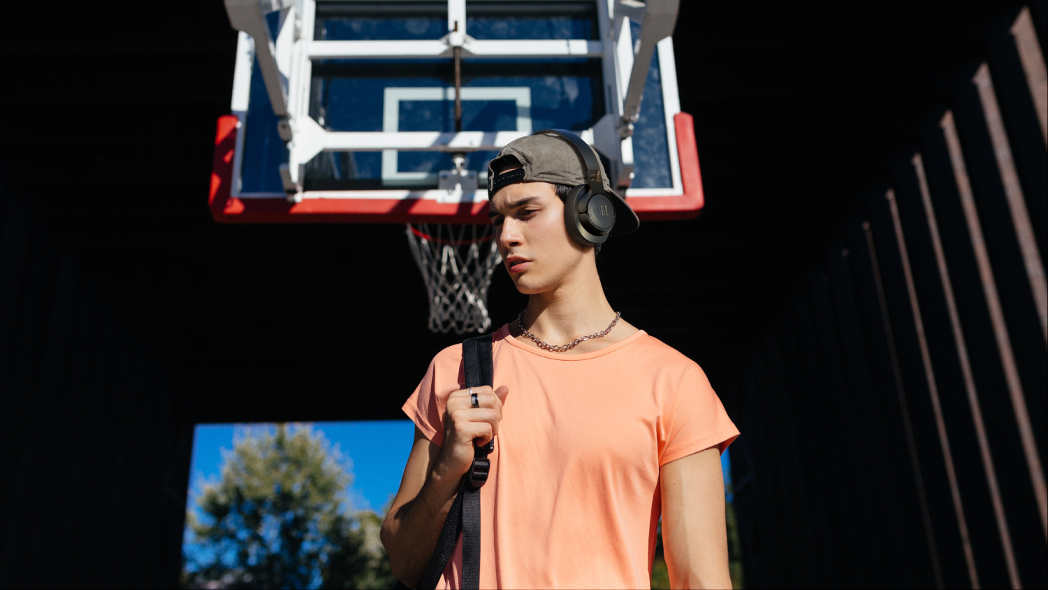 JBL Tune 720BT Wireless Over-Ear Headphones - Black