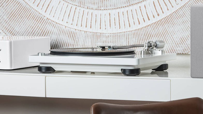 Denon DP-400WT Semi Automatic Turntable - White