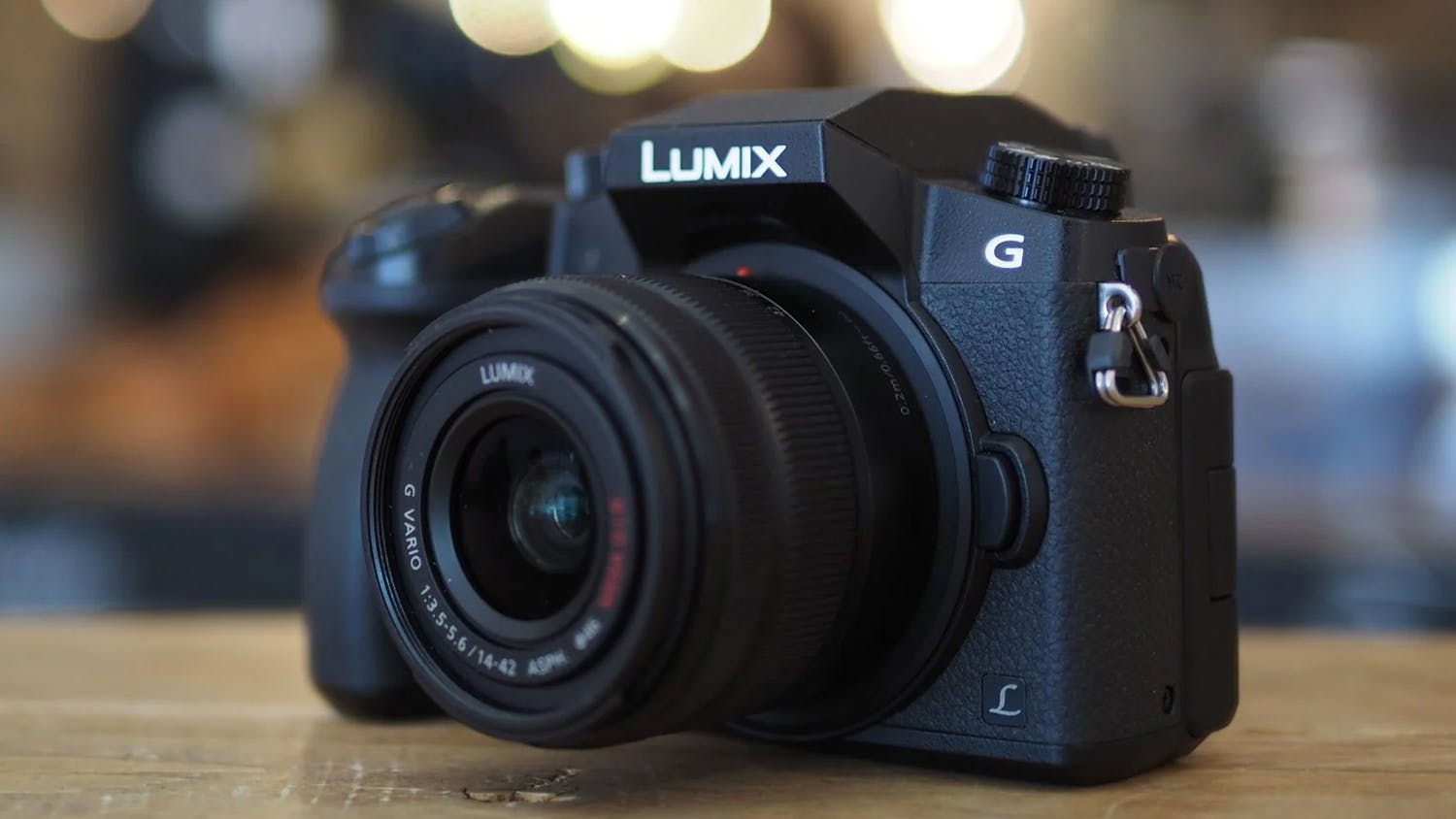 Panasonic Lumix G7 Mirrorless Camera with Lumix G Vario 14-42mm f/3.5-5.6 & 45-150mm f/4-5.6 Lens