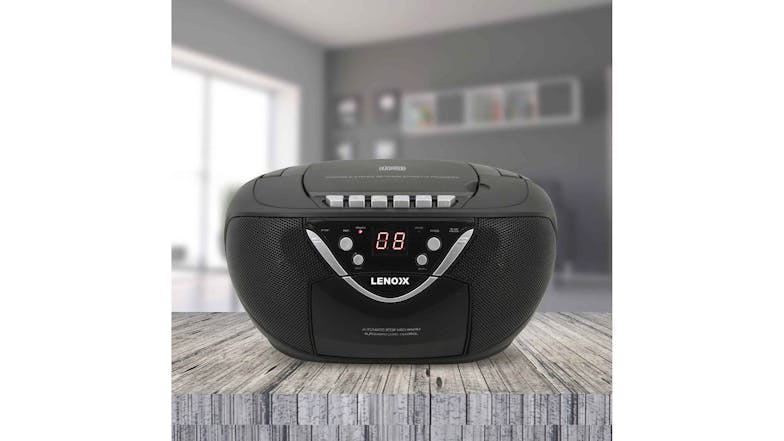 Lenoxx Portable CD/Cassette Player w/ AM/FM Radio