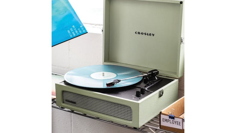 Crosley Voyager Bluetooth Turntable w/ Majority D40 Bluetooth Speakers - Sage