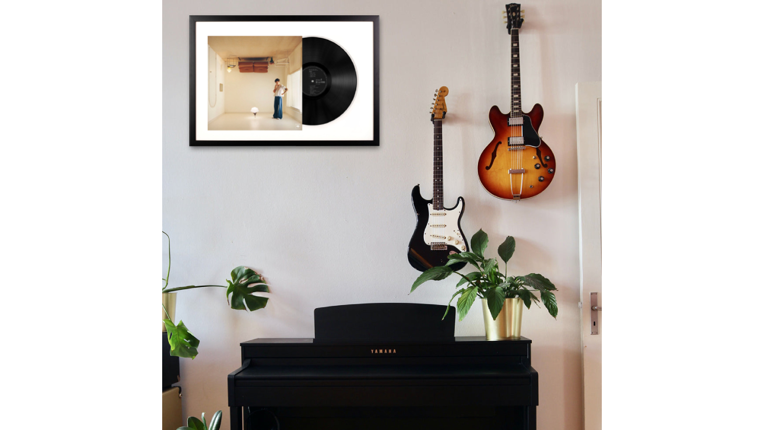 FRAMED HARRY STYLES HARRYS HOUSE VINYL