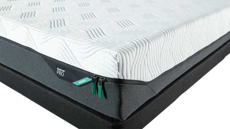 Tempur Pro SmartCool Medium Queen Mattress with Ease 4.0 Adjustable Bed Base by Tempur