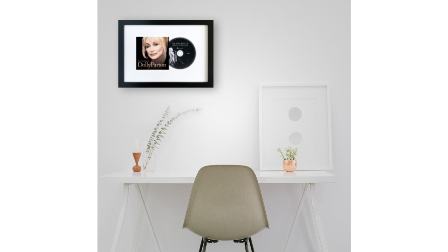 Dolly Parton - The Very Best Of Dolly Parton Framed CD + Album Art