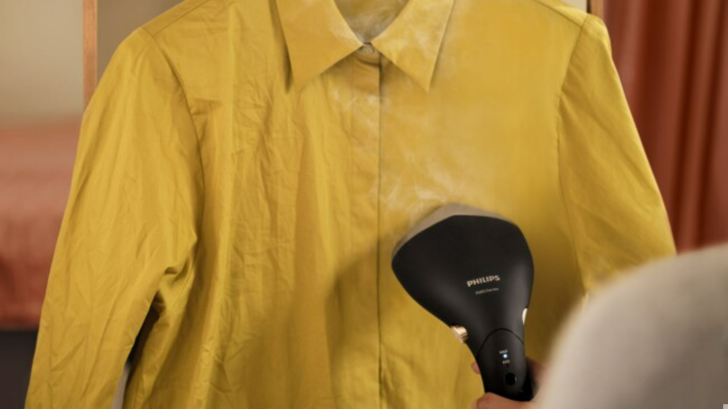 Philips 7000 Series Handheld Garment Steamer Black (STH7060/80