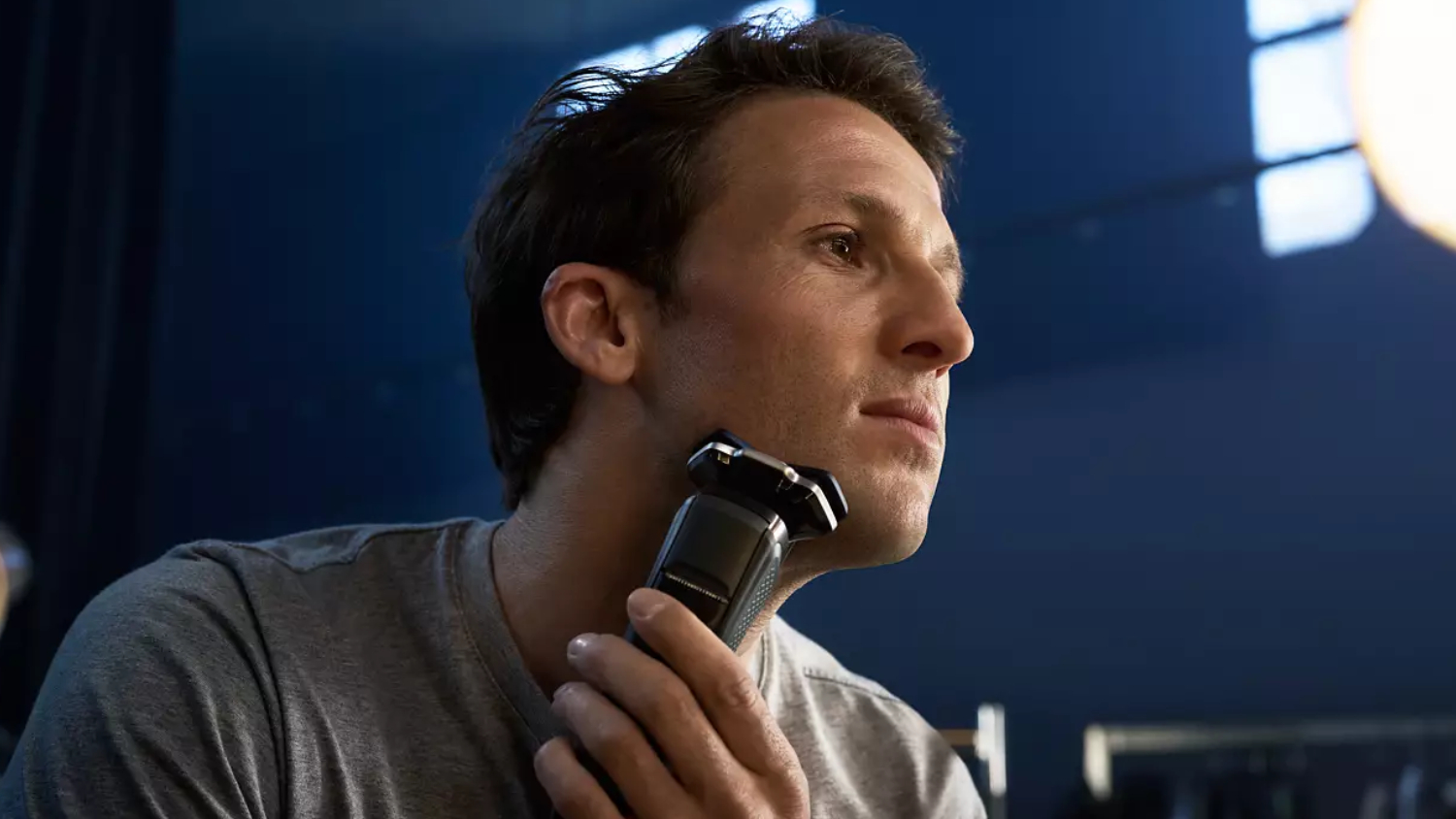 Philips Series 7000 Wet & Dry Cordless Shaver with SkinIQ - Ink Black (S7886/50)