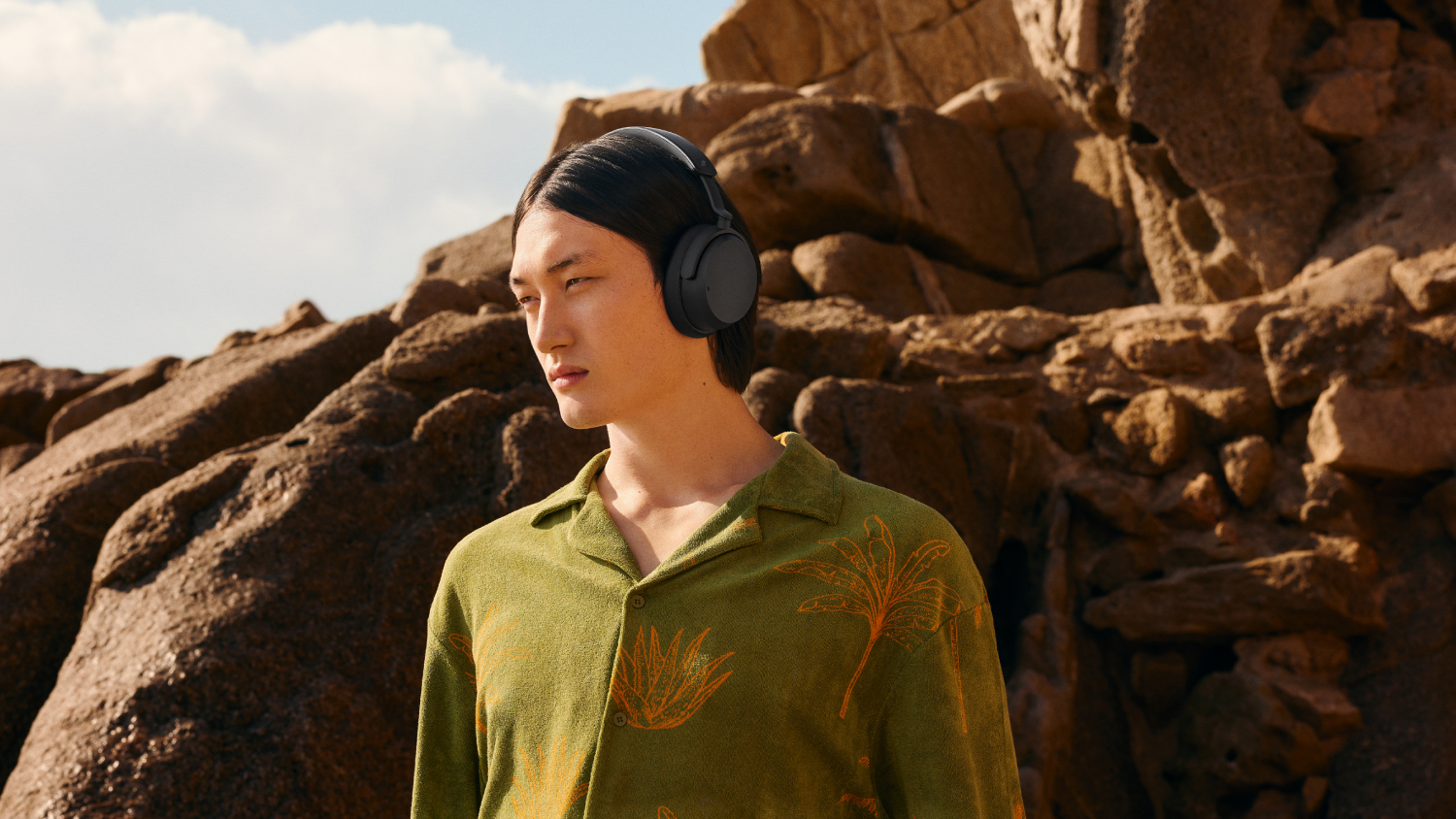 Sennheiser ACCENTUM Hybrid Active Noise Cancelling Wireless Over-Ear Headphones - Black