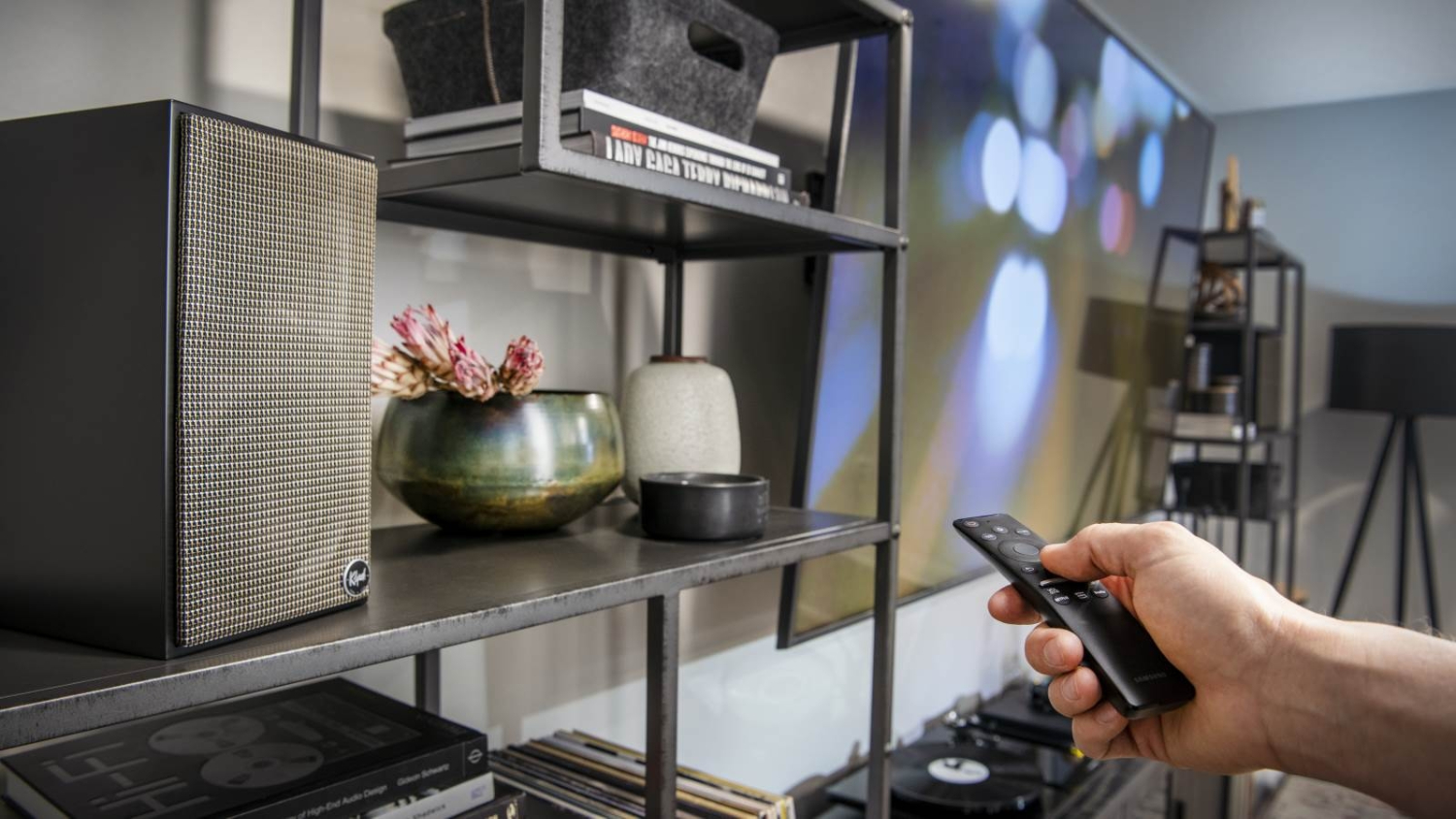 Klipsch Smart Powered Left & Right Bookshelf Wireless Speaker Pair - Black (The Fives - KL-THEFIVESBLA)