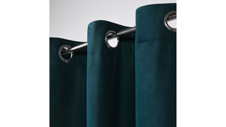 Cadence & Co. "Byron" Matte Velvet Blackout Curtain Twin Pack 180 x 223cm - Green