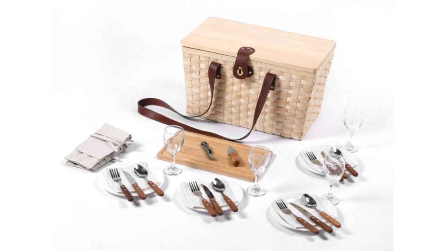 Vibes "Barossa" 4 Person Wicker Picnic Basket Set - Cream