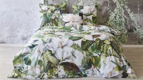 Kiamo Duvet Cover Set by Luxotic