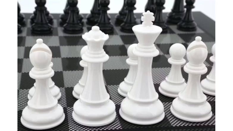 Dal Rossi 20 Inch Black & White Chess Set - Carbon Fibre