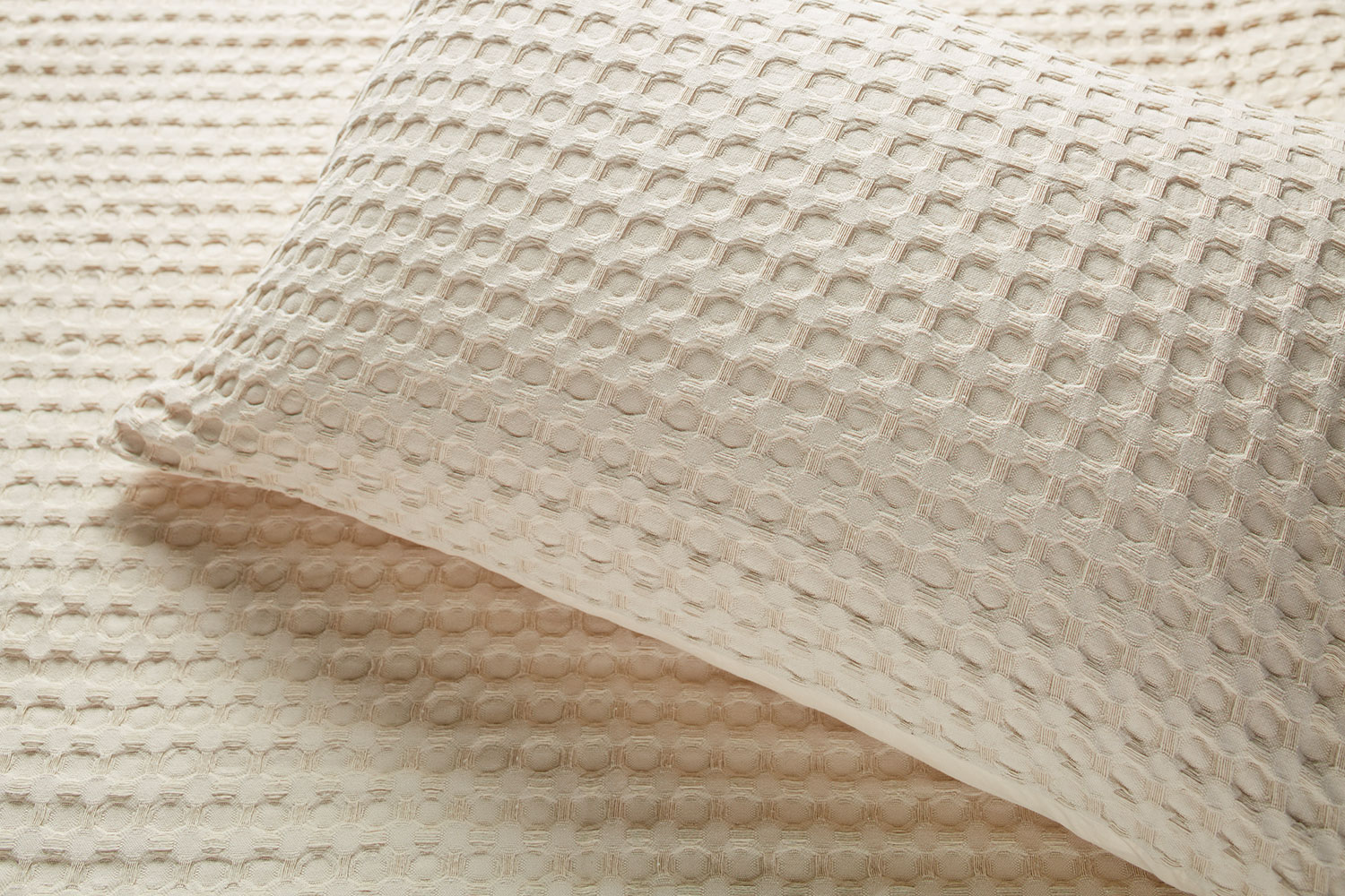 Cape Waffle Natural Duvet Cover Set by L'Avenue