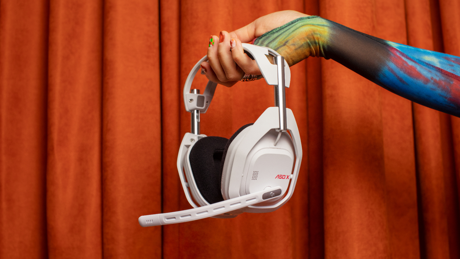 Logitech G Astro A50 X LIGHTSPEED Wireless Gaming Headset with Base Station - White