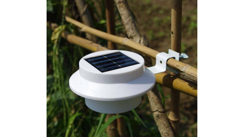 Lenoxx Multipurpose Solar-Powered Outdoor Light with Mount 3pcs. - White