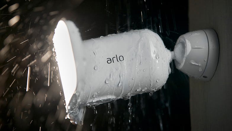 Arlo Pro 3 Floodlight Camera