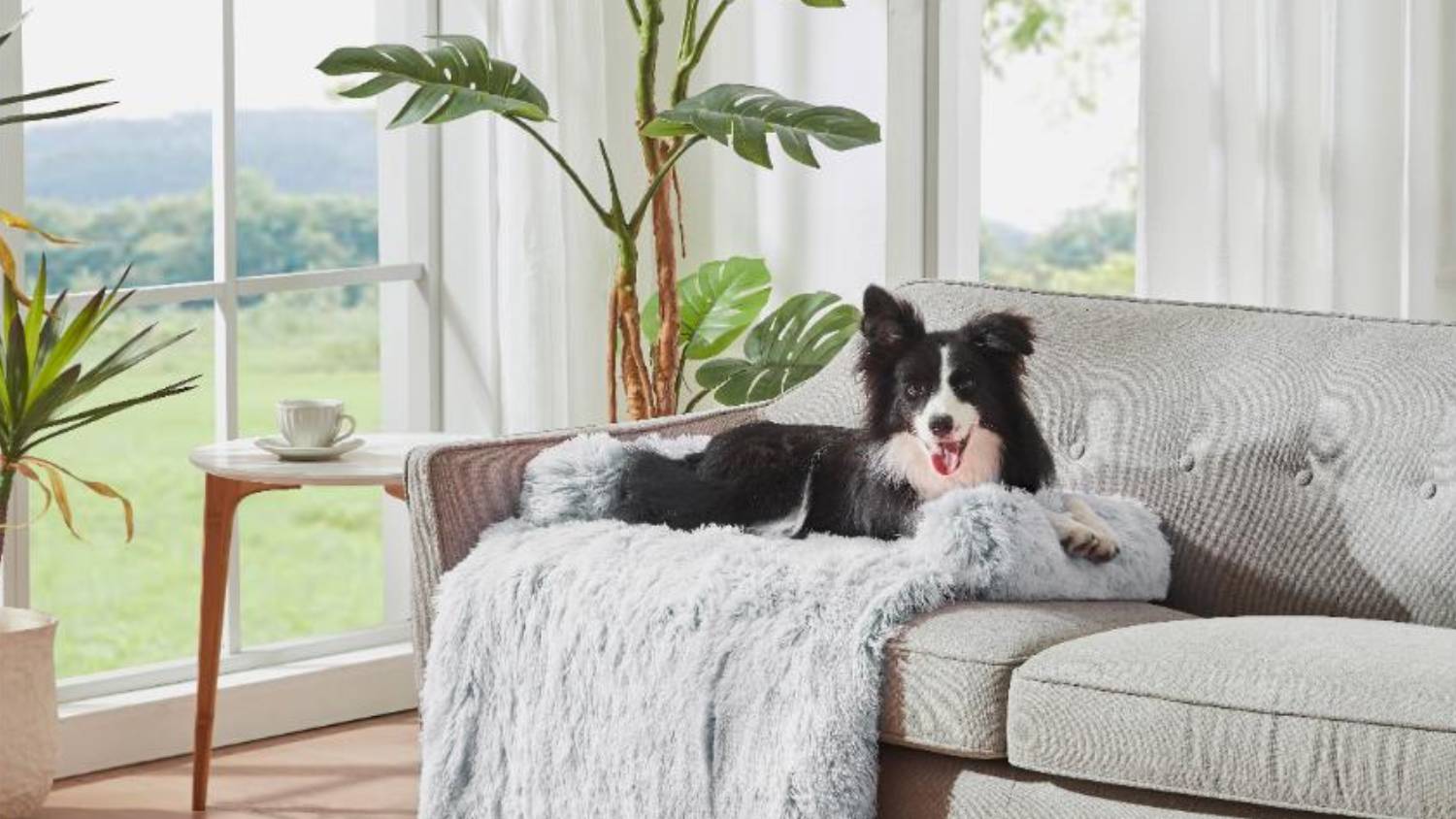 Charlie's Faux Fur Sofa Protector Ex-Ex Large - Arctic White