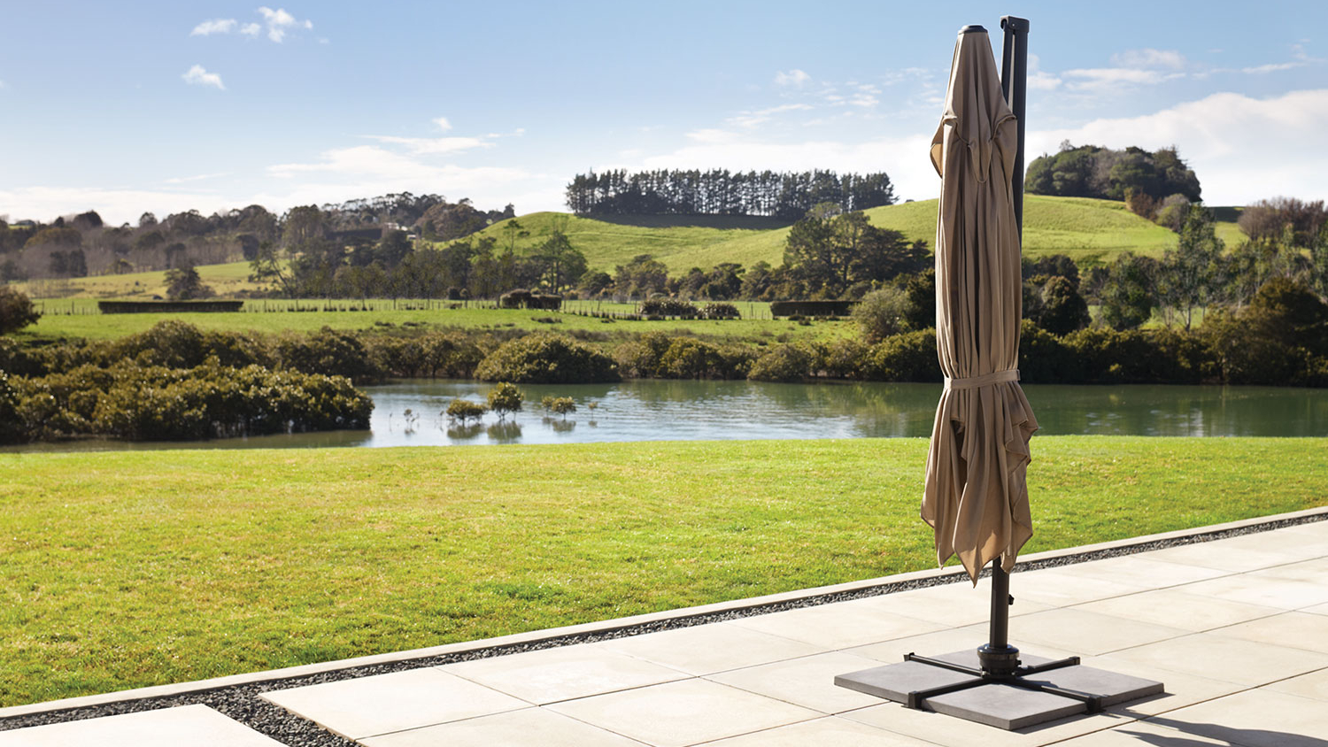 Jupiter Square 3m Cantilever Umbrella Harvey Norman New Zealand