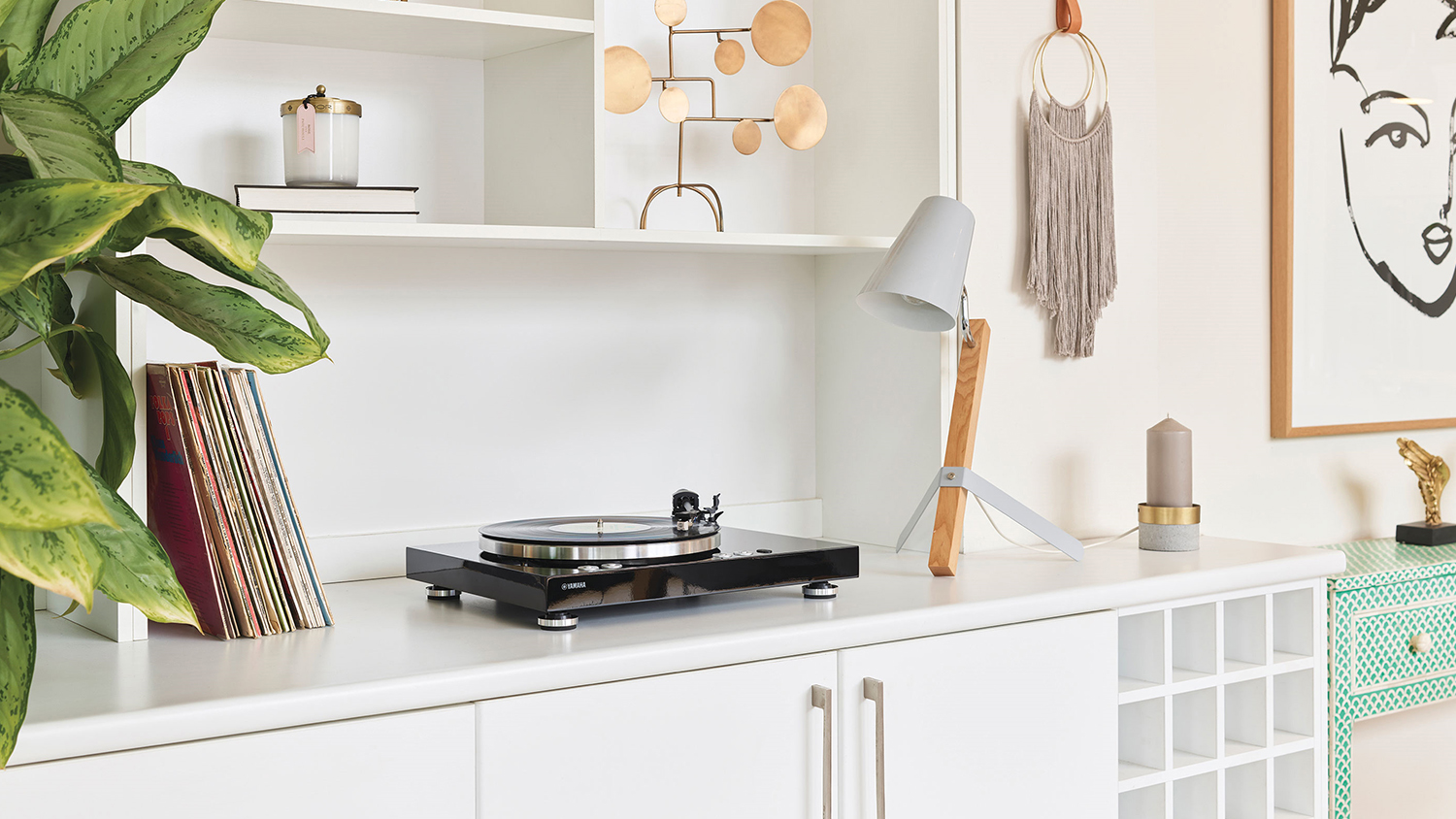 Yamaha Manual Belt Driven Turntable with Bluetooth & Wi-Fi - Black (TT-N503)