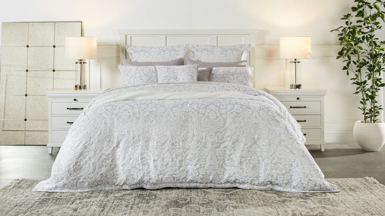 Palmerston Duvet Cover Set by L'Avenue Luxury