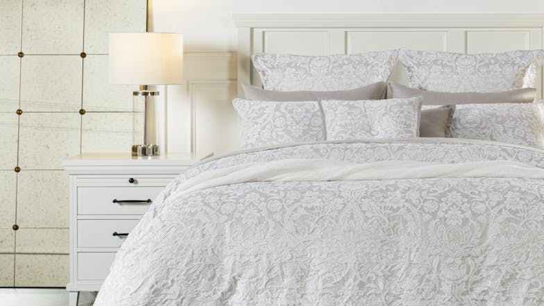 Palmerston Duvet Cover Set by L'Avenue Luxury