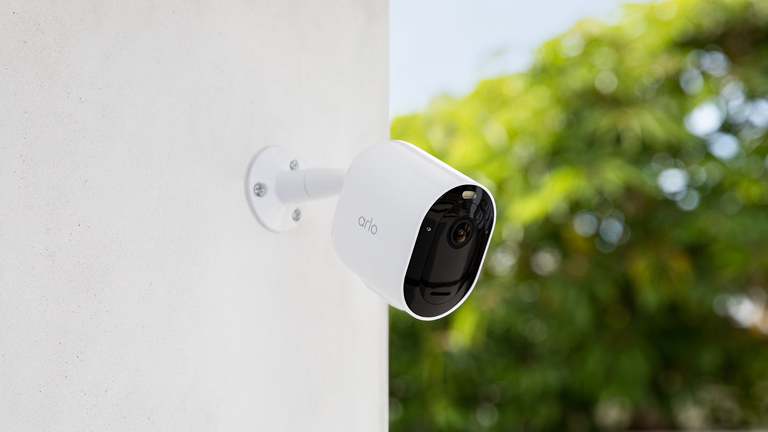 Arlo Pro 5 2K Indoor/Outdoor Wire-Free Security Camera with Spotlight - 1 Pack