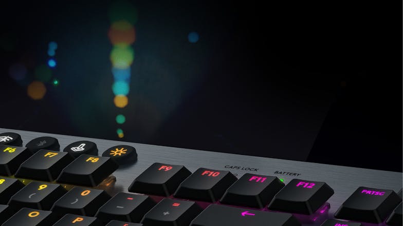 Logitech G915 LIGHTSPEED Wireless RGB Mechanical Gaming Keyboard - GL Tactile