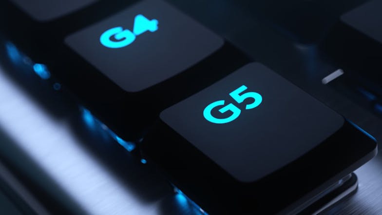 Logitech G915 LIGHTSPEED Wireless RGB Mechanical Gaming Keyboard - GL Linear