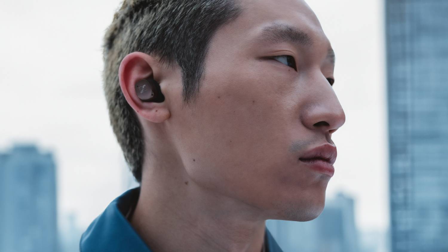 Sennheiser MOMENTUM 4 Hybrid Adaptive Noise Cancelling Wireless In-Ear Headphones - Black Copper