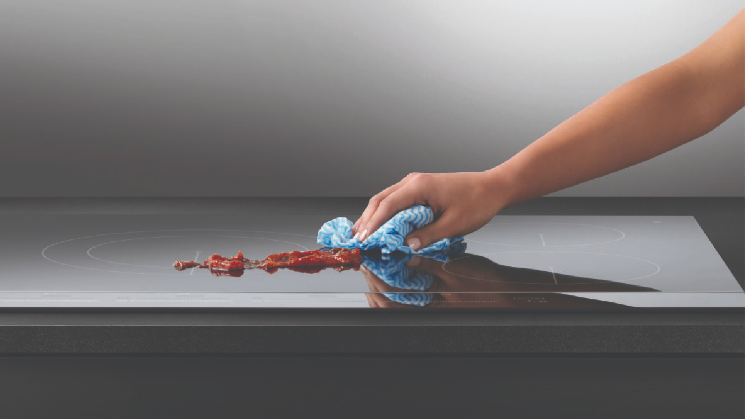 Fisher & Paykel 90cm 4 Zone Induction Cooktop Black Glass (Series 7