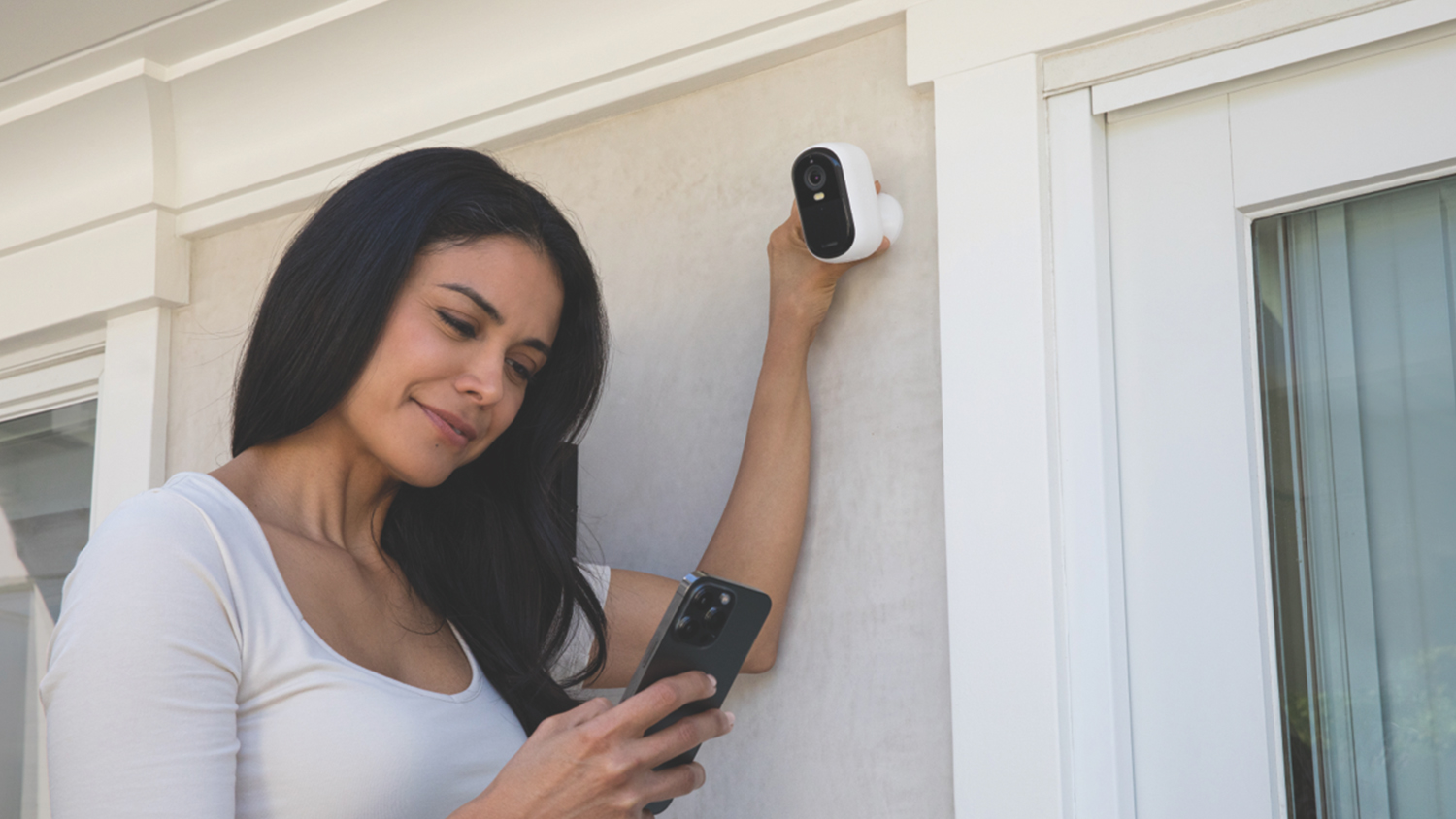 Arlo Essential (2nd Gen) 2K Outdoor Wire-Free Security Camera with Wi-Fi Connectivity - 1 Pack