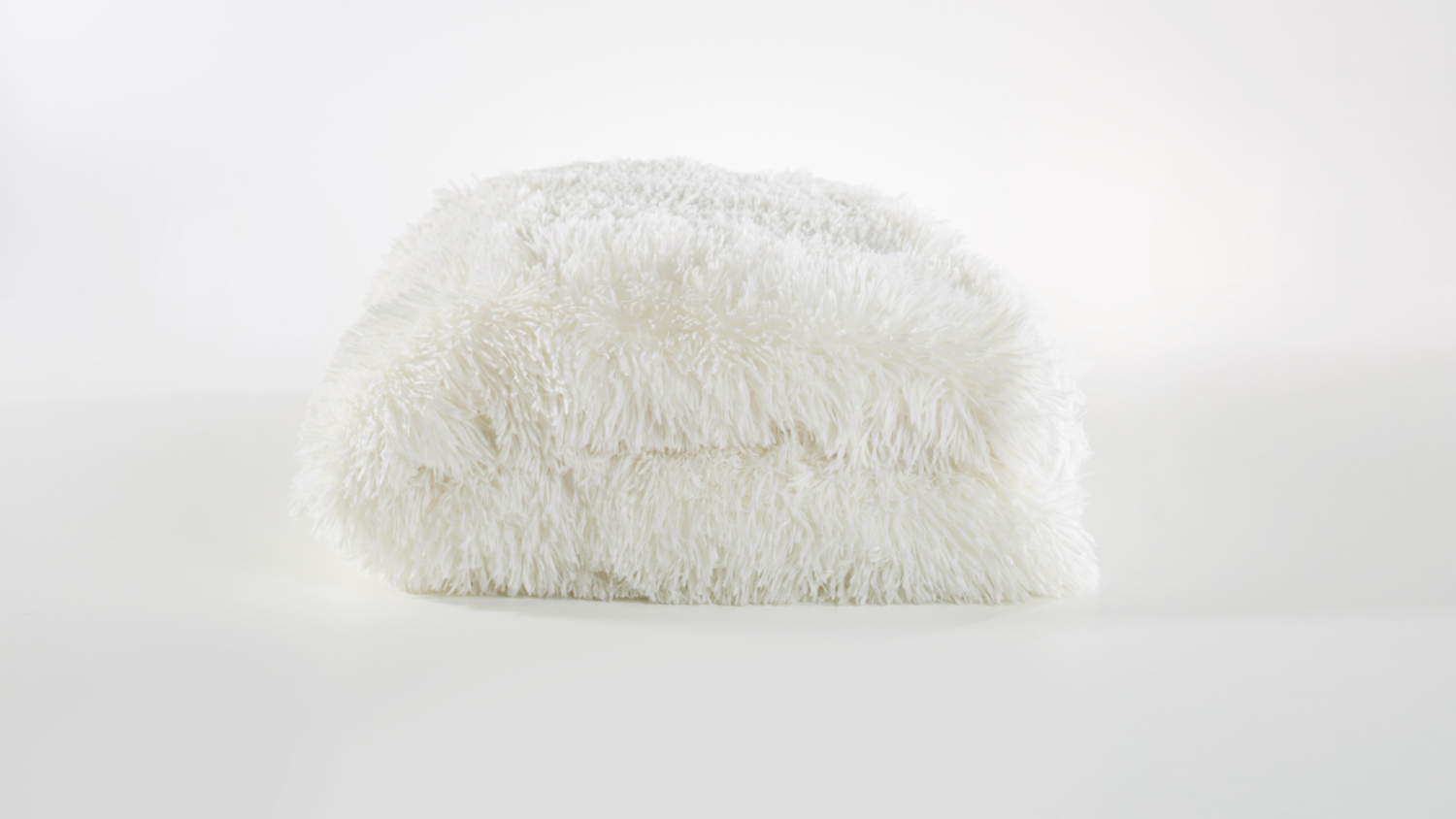 Cosy Faux Fur Blanket by L&#039;Avenue