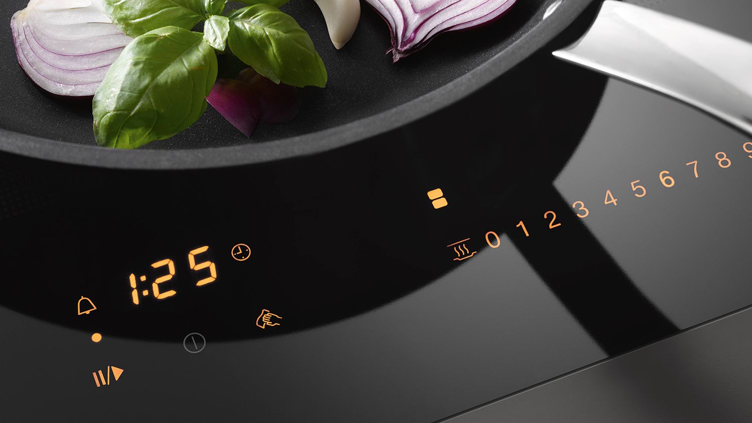 Miele 80cm 4 Zone Induction Cooktop with Downdraft Rangehood Black (KMDA 7634 FL/11503460