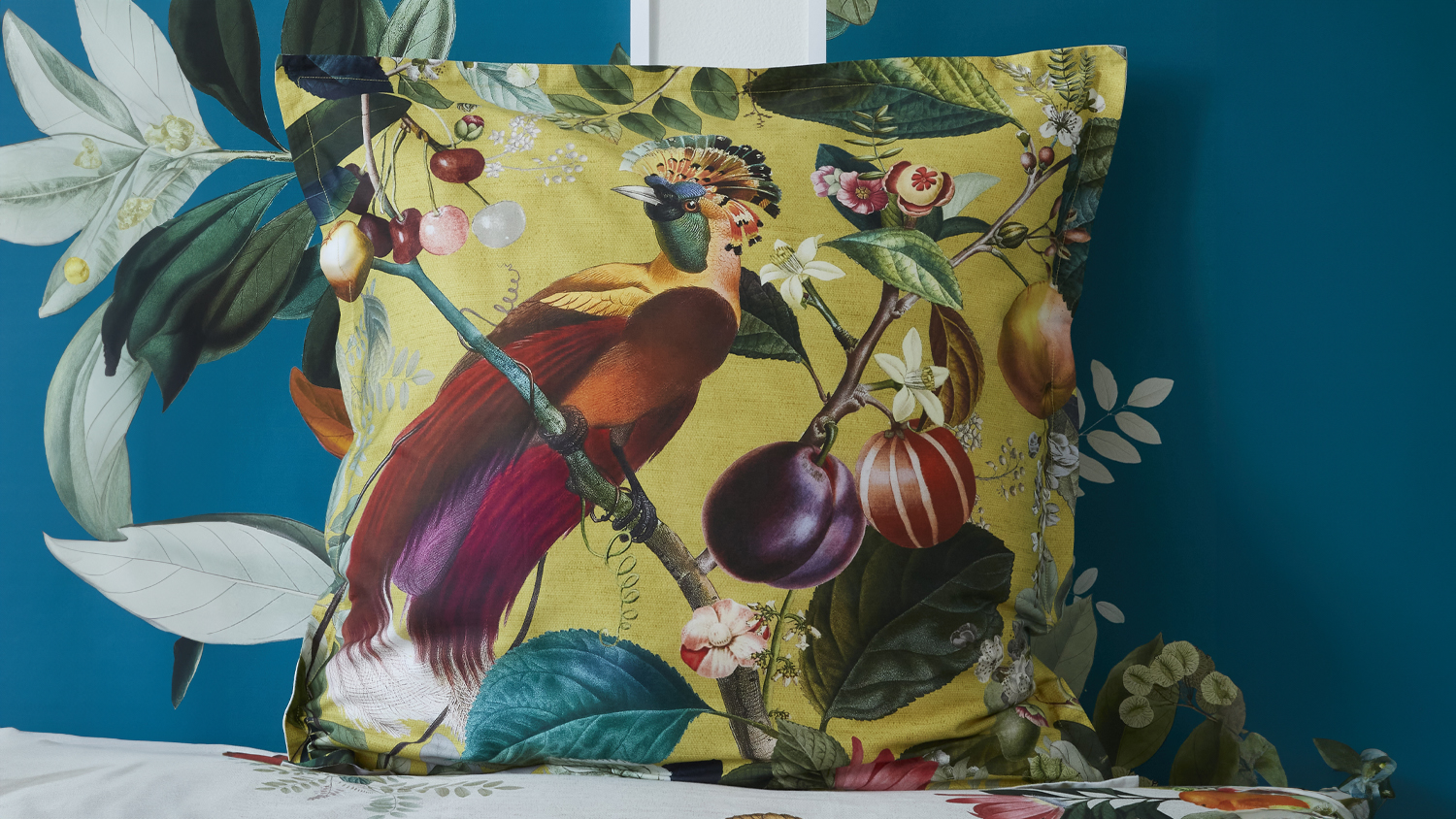 Isaac European Pillowcase by Luxotic