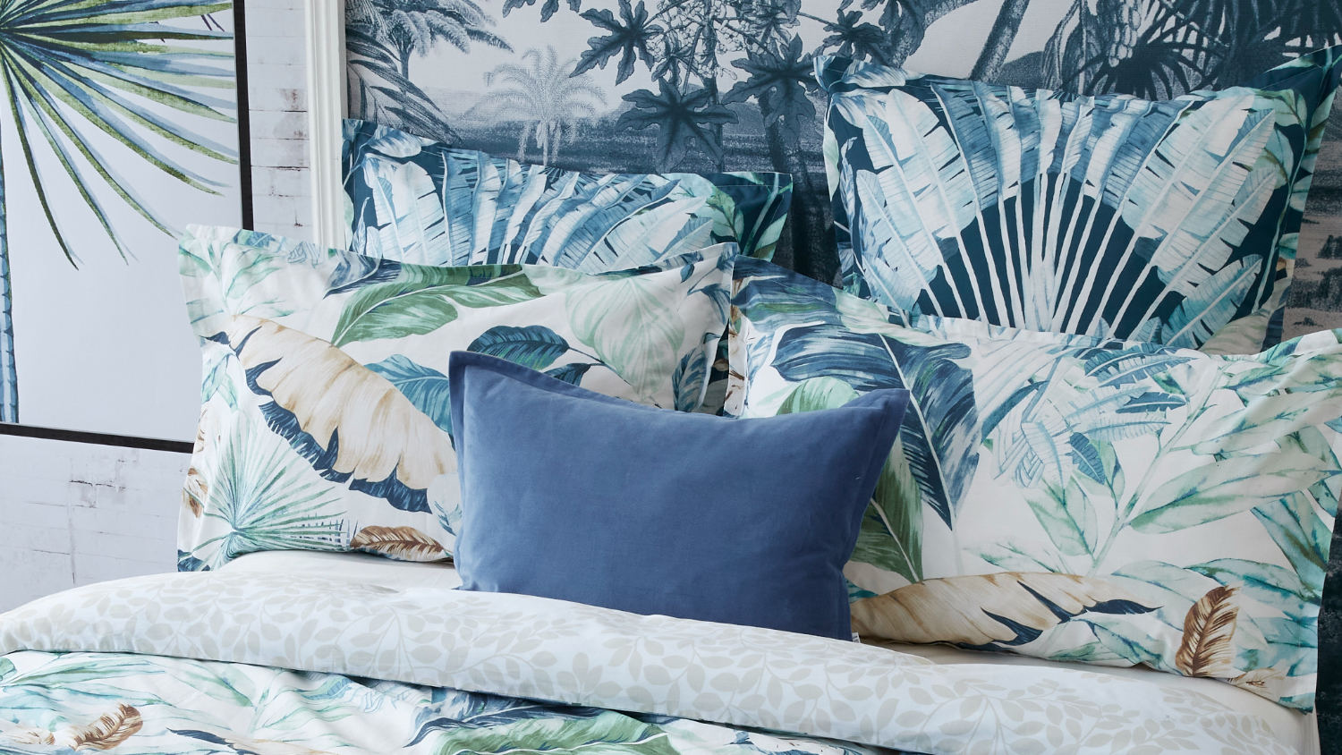 Equatorial Duvet Cover Set by Luxotic