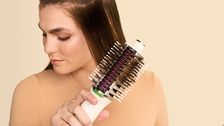 Shark SmoothStyle Heated Comb Straightener & Smoother - White (HT202ANZ)