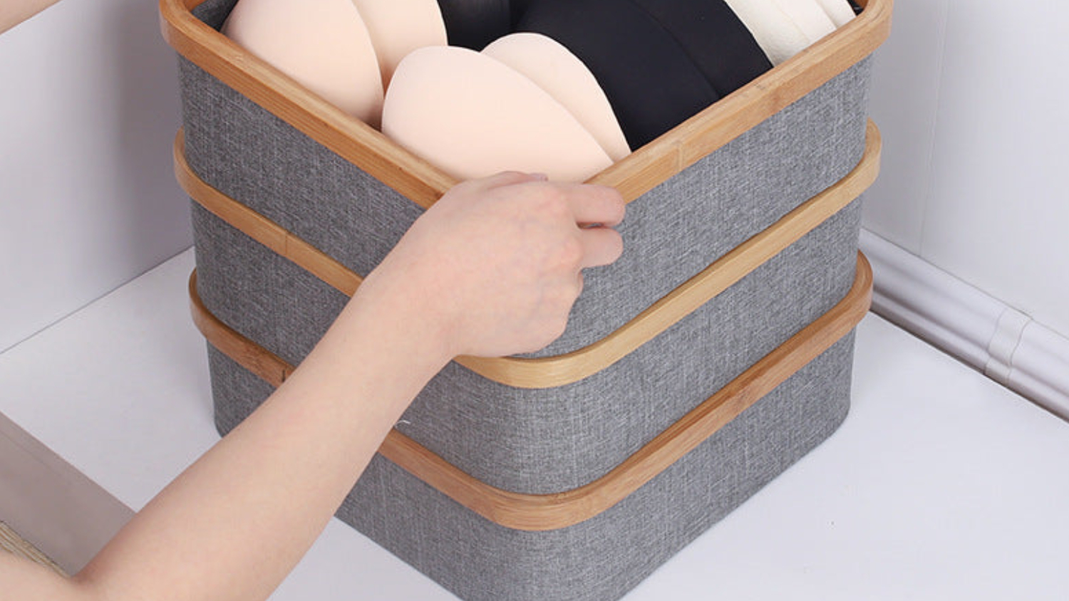 Kmall 4-Cell Stackable Delicates Closet Organiser