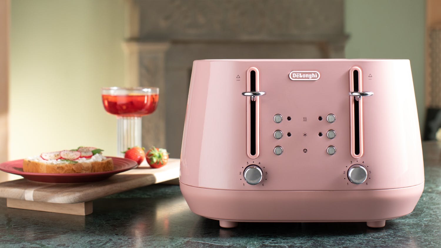 DeLonghi Eclettica 4 Slice Toaster - Playful Pink (CTY4003.PK)