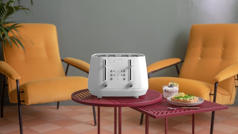 DeLonghi Eclettica 4 Slice Toaster - Whimsical White (CTY4003.W)