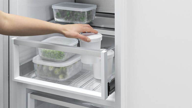 Fisher & Paykel 304L Integrated Single Door Vertical Freezer - Panel Ready (Series 9/RS6019F2L1)