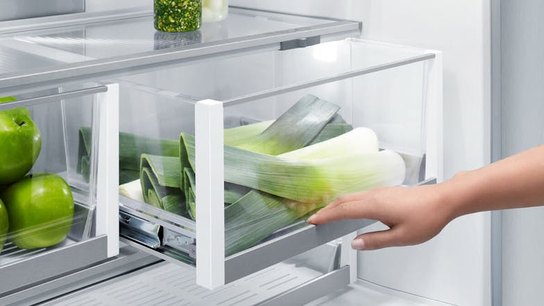 Fisher & Paykel 476L Integrated French Door Fridge Freezer with Ice & Water Dispenser - Panel Ready (Series 7/RS90AU1)