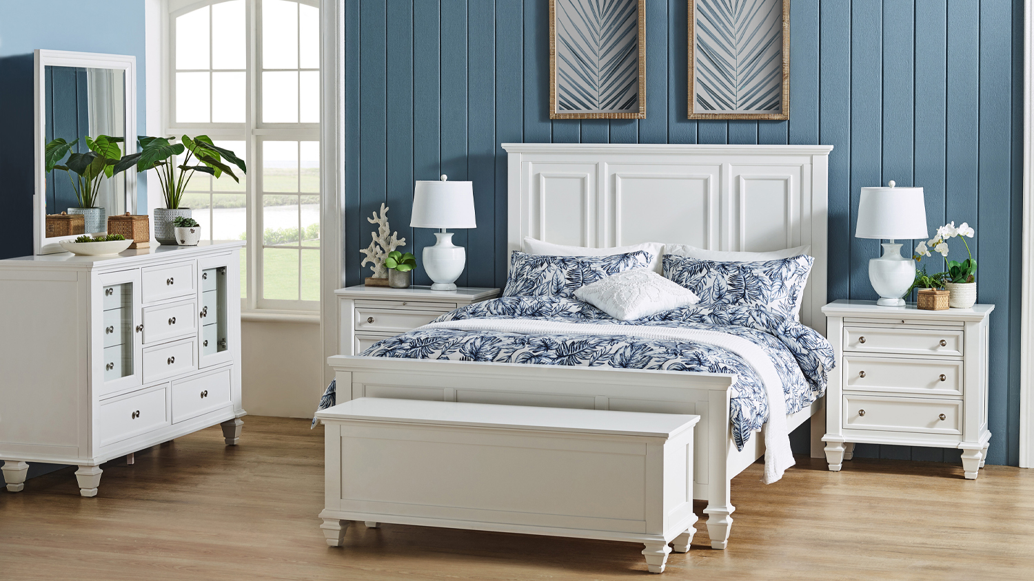 Southampton Queen Bed Frame