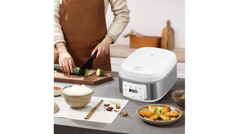 Panasonic 8 Cup 1.5L Rice Cooker - White (SR-DA152WST)