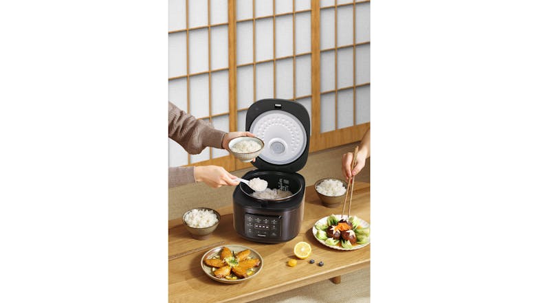 Panasonic 10 Cup 1.8L Rice Cooker - Black (SR-DA182KST)