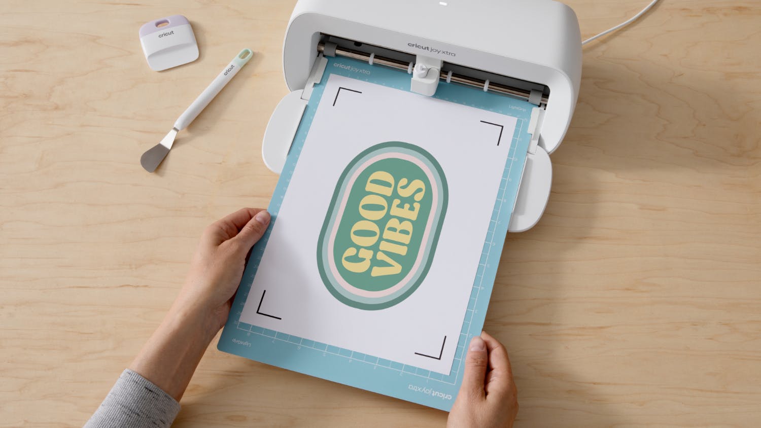 Cricut Joy Xtra Printable Iron-On 8.3” x 11.7” for Light Fabrics - A4 (5 Sheets)
