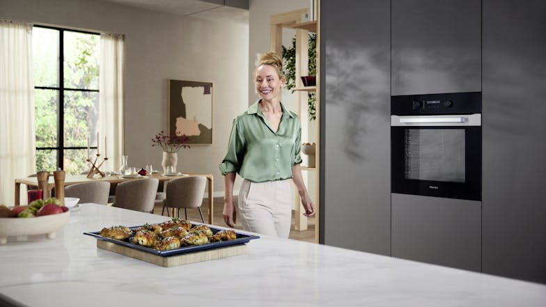 Miele 60cm 9 Function Built-In Oven - Clean Steel (H 2861 BP/12174530)